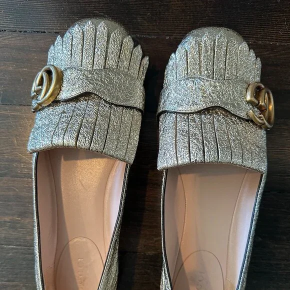 GUCCI Marmont Crackle Leather Gold Tassel GG Loafer 37 (sz. 7) - Picture 4 of 16